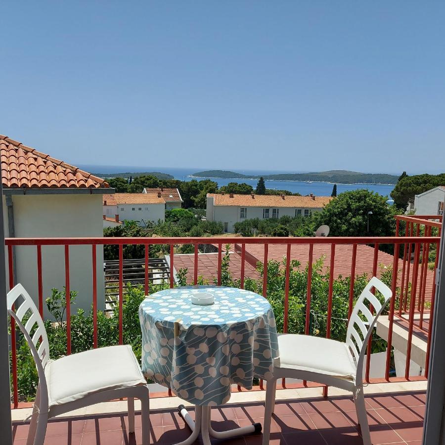 Guest House Mediterranean Hvar Town Extérieur photo